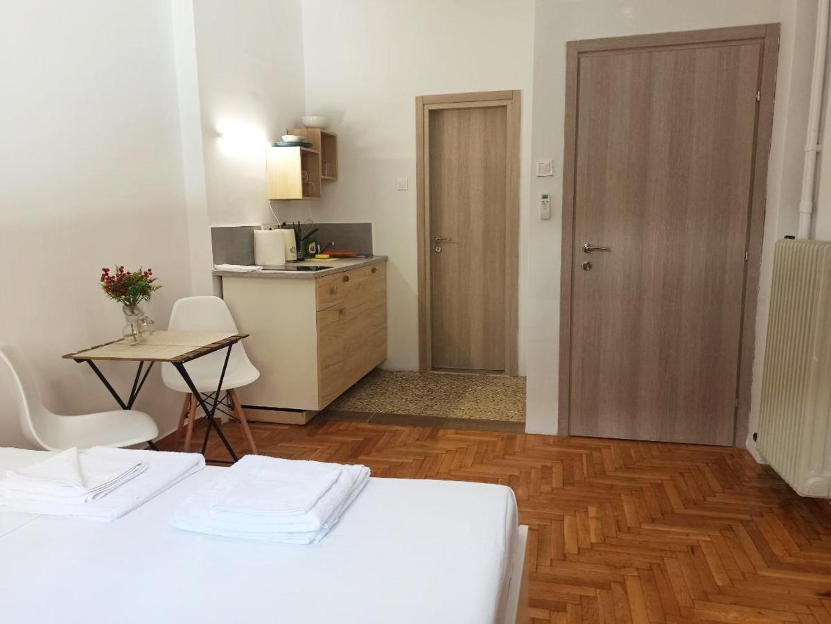 Apartamento Rustic Studio Atenas Exterior foto