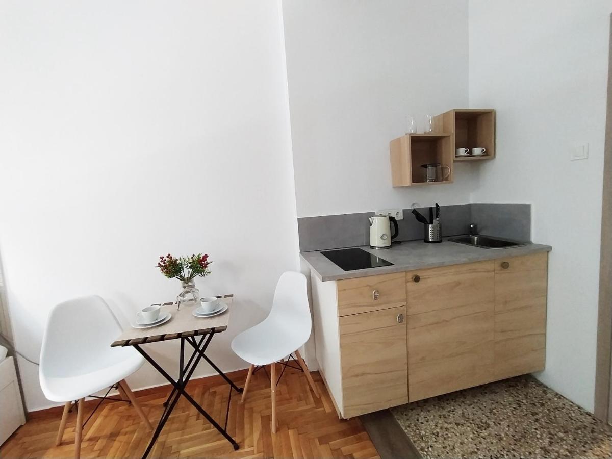 Apartamento Rustic Studio Atenas Exterior foto
